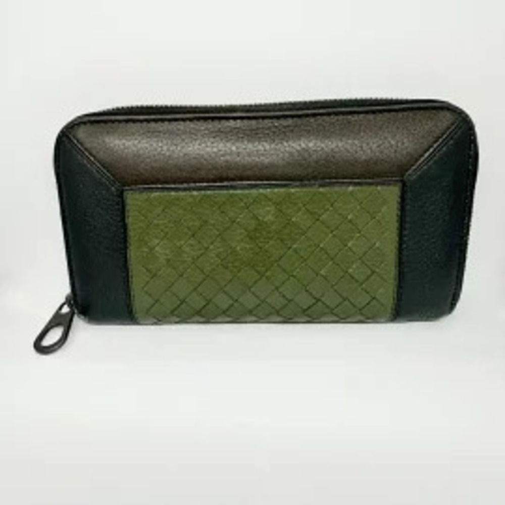 BOTTEGA VENETA Intrecciato Long Wallet Round Zipper Black x Khaki Green Leather